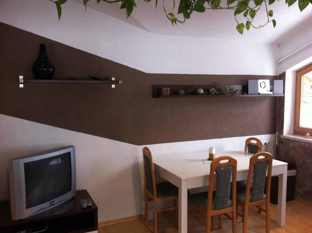 Haus Schiestl Apartment Zell am Ziller Bilik gambar